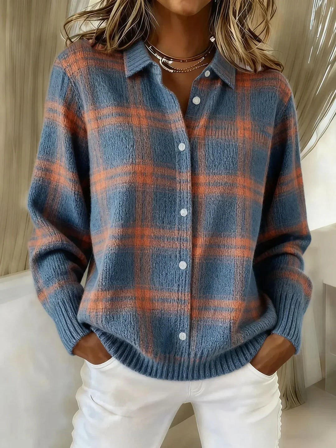 Anna | Weiche Strickjacke mit Karomuster