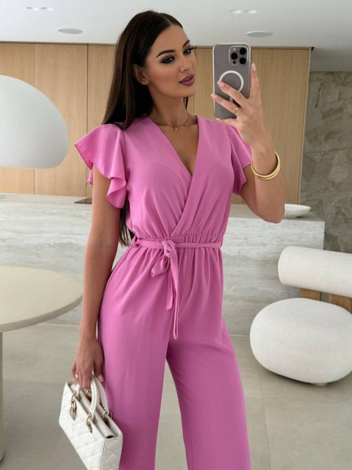 Paula | weit geschnittene Overalls mit ausgestelltem Bein, einfarbig, V-Ausschnitt, Gürtel, überlagerte Volants, lässig, für Damen