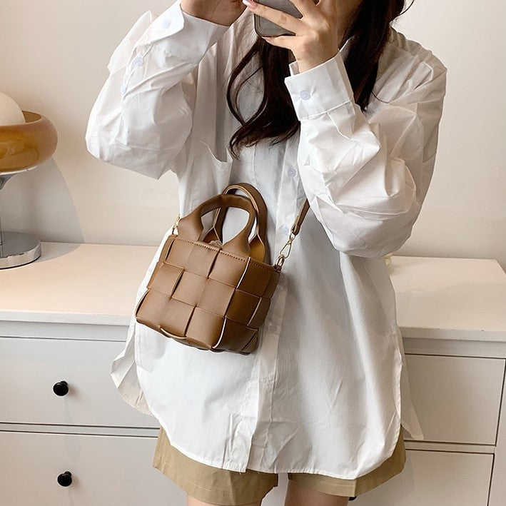 Nele |  Geflochtene Mini-Handtasche Cora