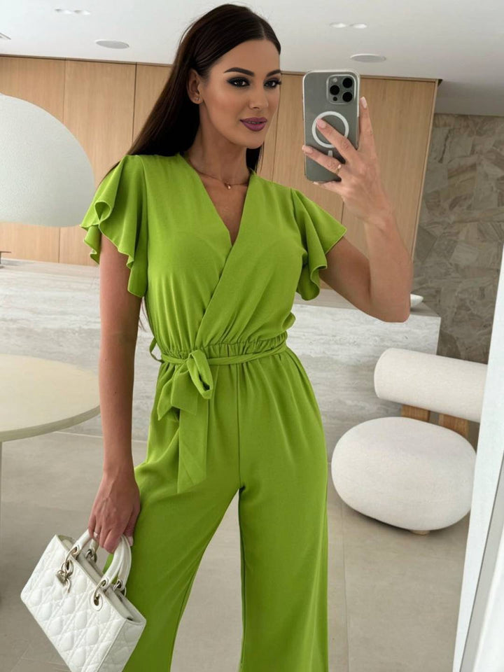 Paula | weit geschnittene Overalls mit ausgestelltem Bein, einfarbig, V-Ausschnitt, Gürtel, überlagerte Volants, lässig, für Damen