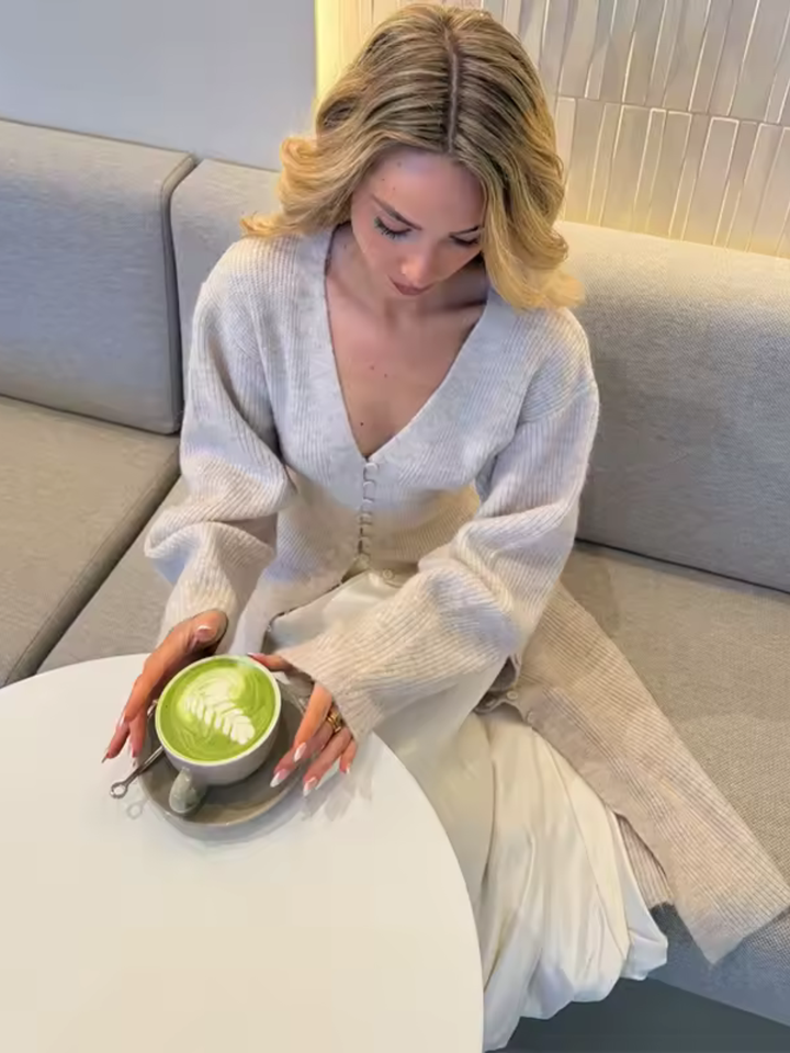 Norah | Geformte Strickjacke-Kleid