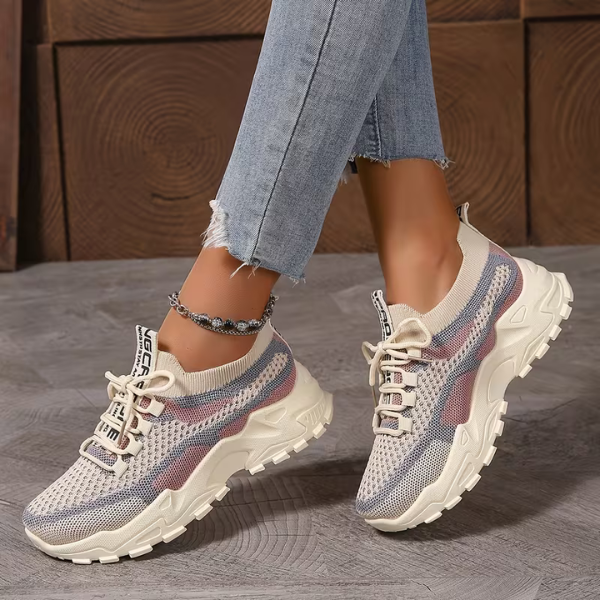AIRSYNQ | ATMUNGSAKTIVE DAMENSNEAKERS FÜR GANZTÄGIGEN KOMFORT