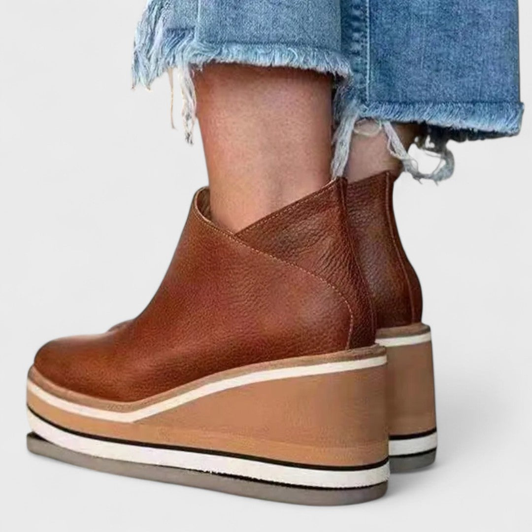 Aevra | Orthopädische Stiefel