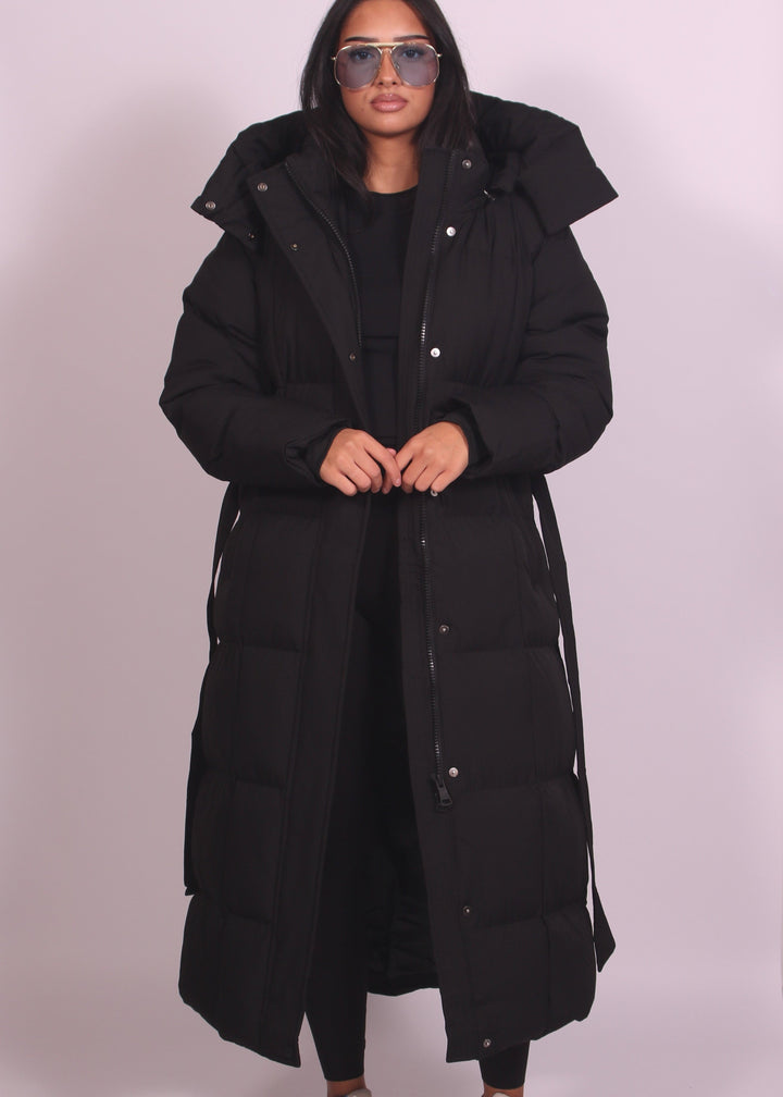 Jess | Lange Jacke mit Kapuze und Daunenfüllung