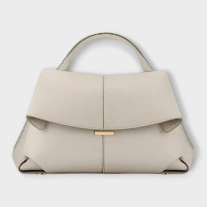 Monika | Noora Tasche