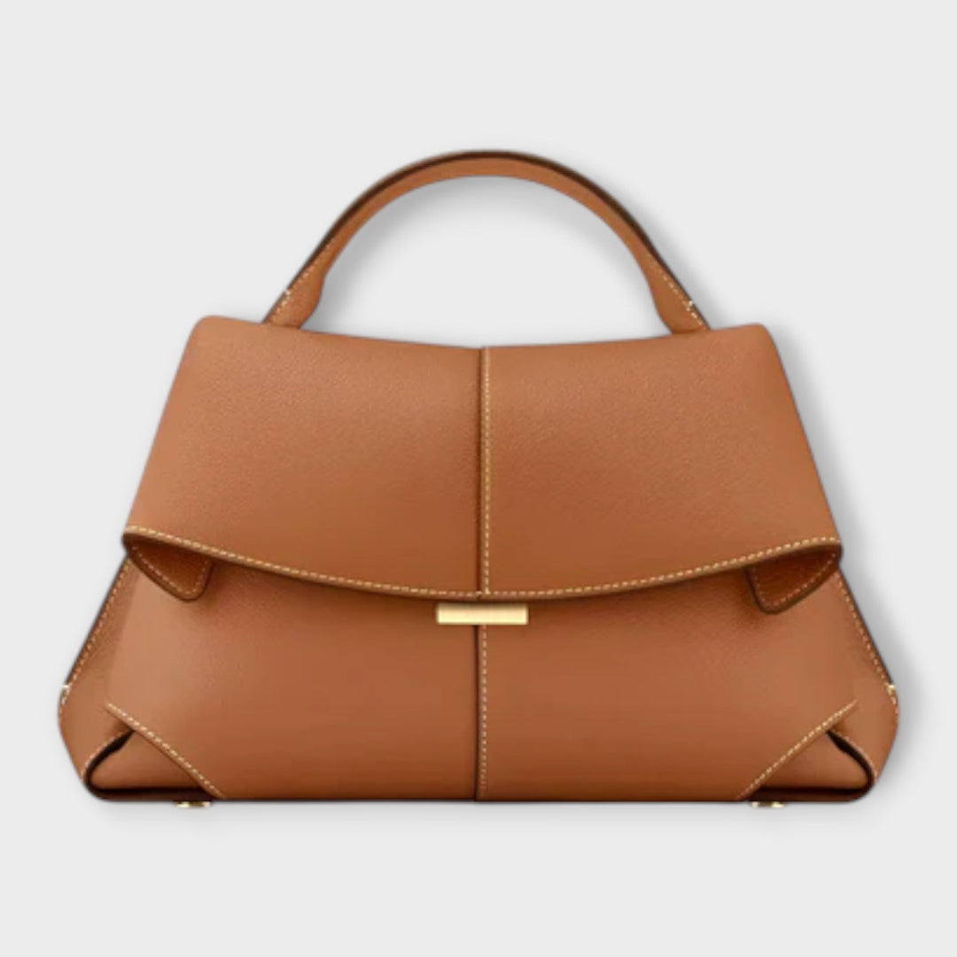 Monika | Noora Tasche