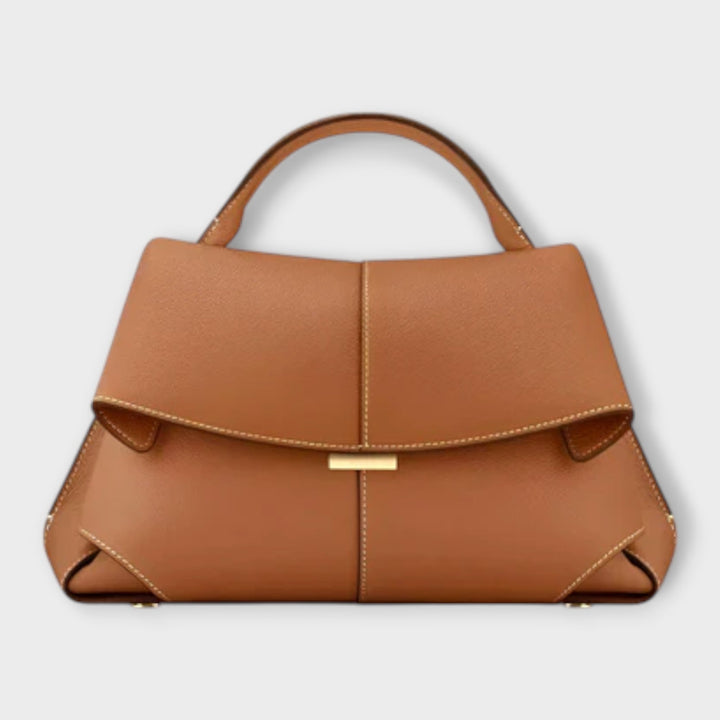 Monika | Noora Tasche