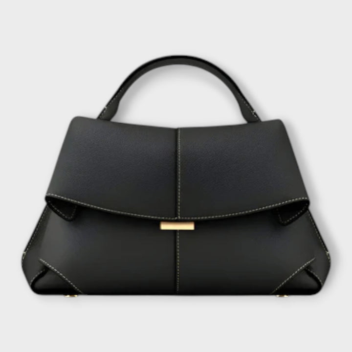 Monika | Noora Tasche