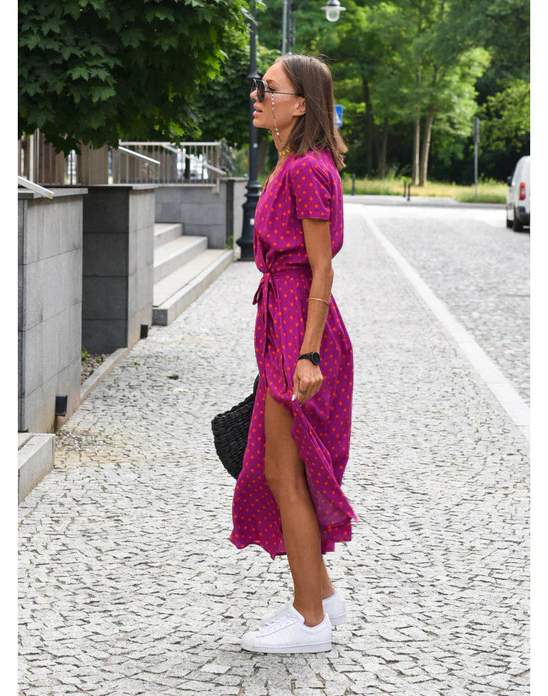 Julia | Elegantes Kleid mit V-Ausschnitt und figurbetonter Passform