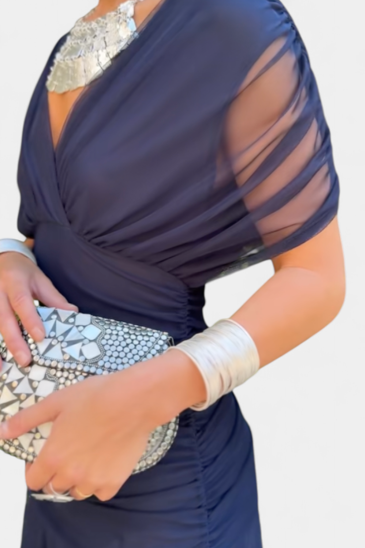 Florendra | Langes Kleid mit floralem Muster und V-Ausschnitt