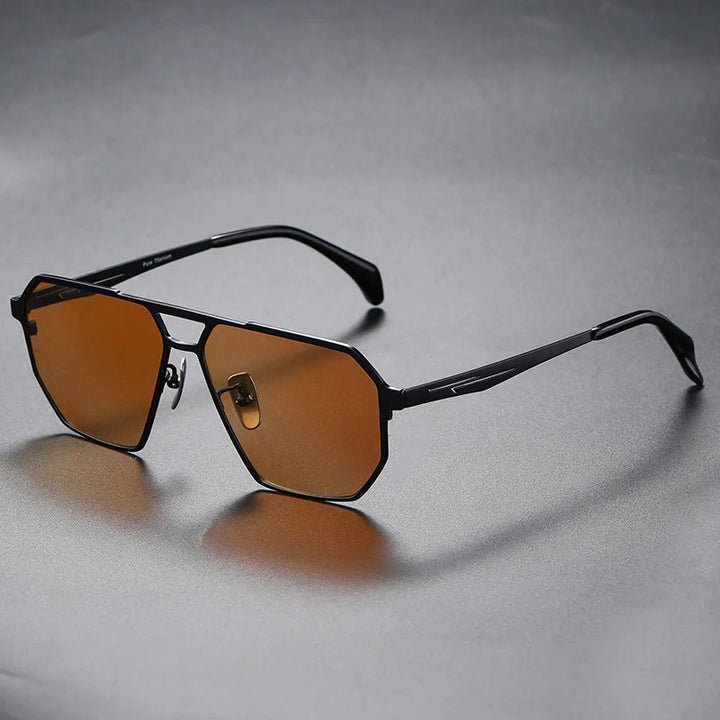 Konrad™ | Titan Präzisions-Sonnenbrille