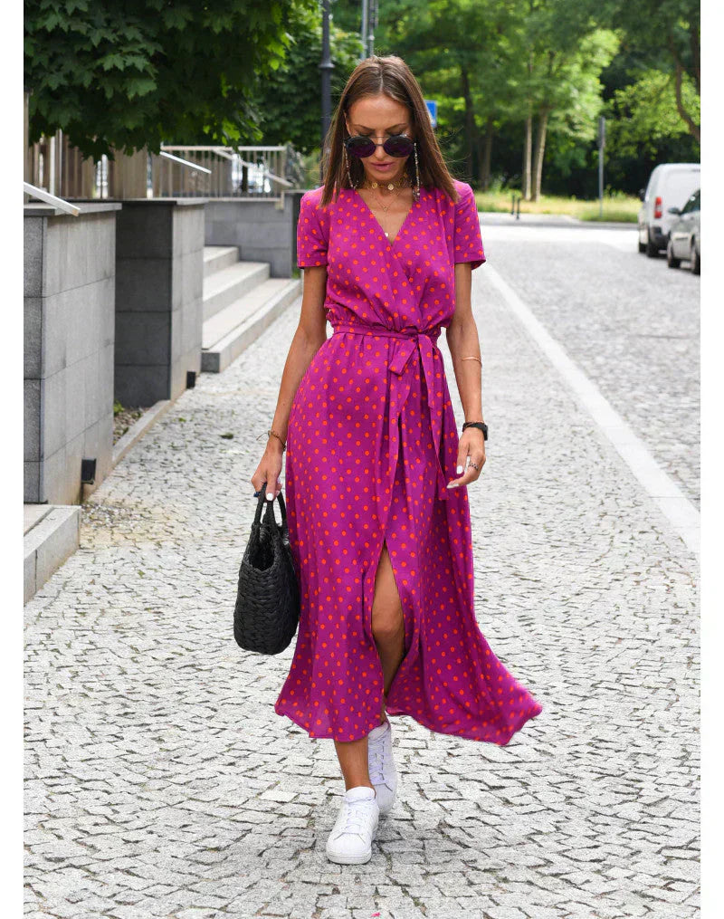 Julia | Elegantes Kleid mit V-Ausschnitt und figurbetonter Passform