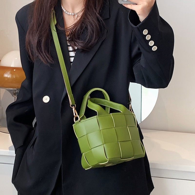 Nele |  Geflochtene Mini-Handtasche Cora