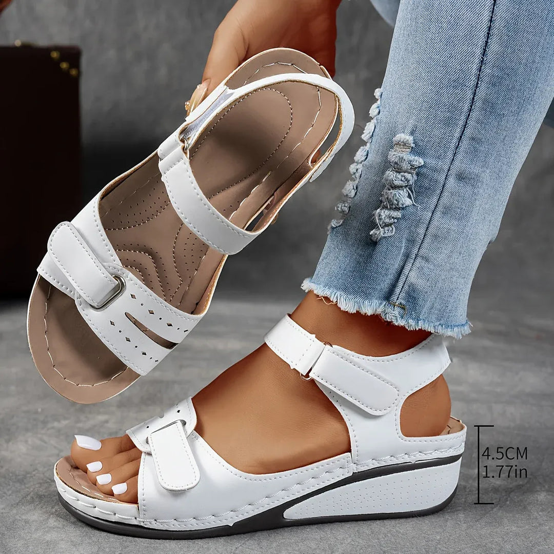 Clara | Elegante orthopädische Sandalen