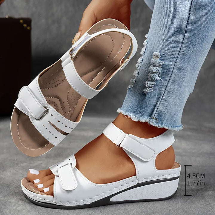 Clara | Elegante orthopädische Sandalen