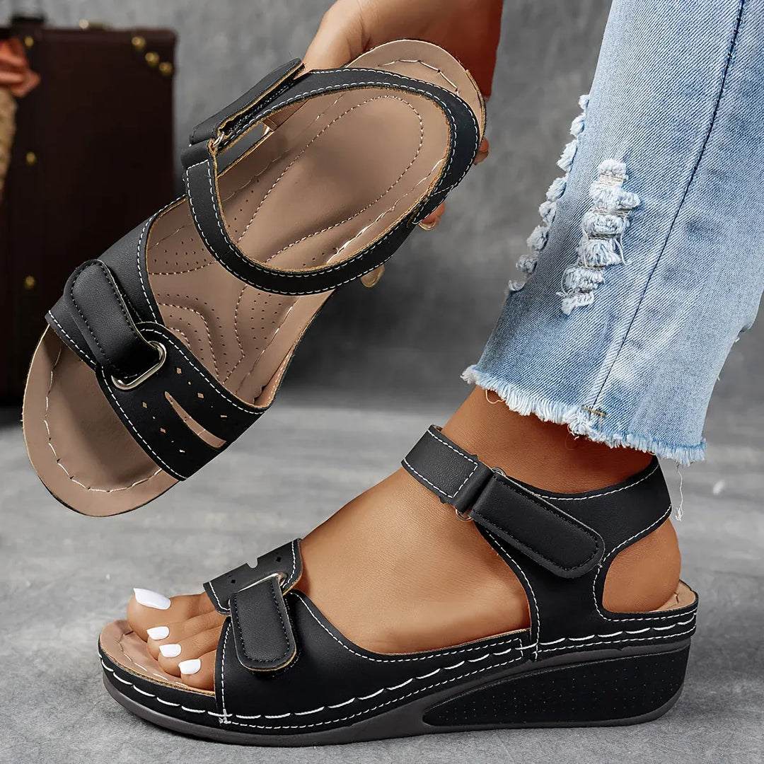 Clara | Elegante orthopädische Sandalen